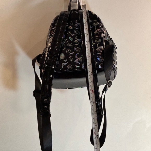 LOUNGEFLY DISNEY The Nightmare before Christmas Black Holographic Mini Backpack - Picture 9 of 12